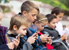 74% favour limiting child access to social media